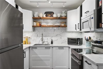 /international/us/6450-york-avenue-s-edina-mn-110108383315/