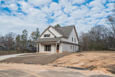 /international/us/386-woodland-dr-new-albany-ms-110104994770/