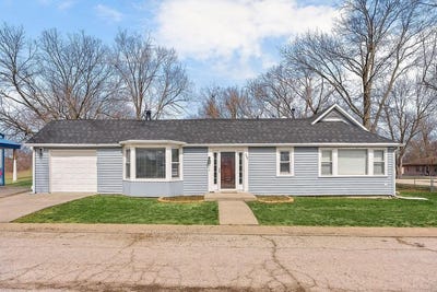 /international/us/200-w-2nd-street-garden-city-mo-110106532887/