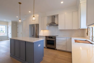 /international/us/136-locust-street-dover-nh-110107310274/