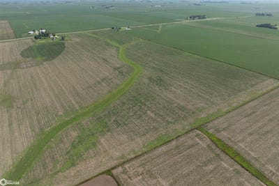 /international/us/4-150th-street-dike-ia-110101001135/