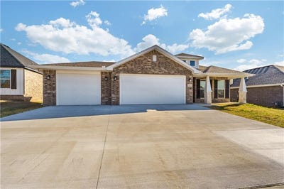 /international/us/171-n-magazine-st-prairie-grove-ar-110099455214/