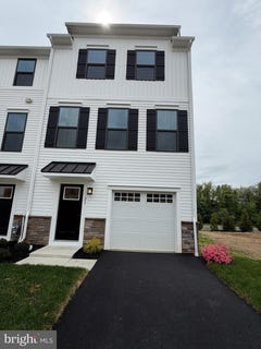 /international/us/23-domenica-drive-moorestown-nj-110107896154/