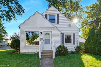 /international/us/2345-10th-street-cuyahoga-falls-oh-110120149343/