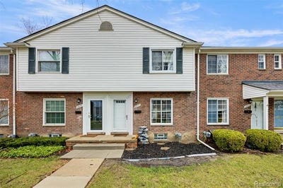/international/us/23117-arthur-court-st-clair-shores-mi-110106352988/