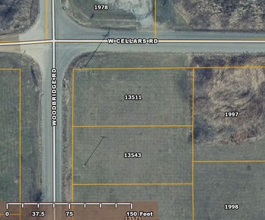 /international/us/13511-woodbridge-road-camden-mi-110107383166/