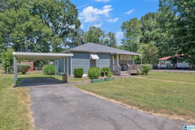 /international/us/201-lakeland-avenue-hueytown-al-110110228943/