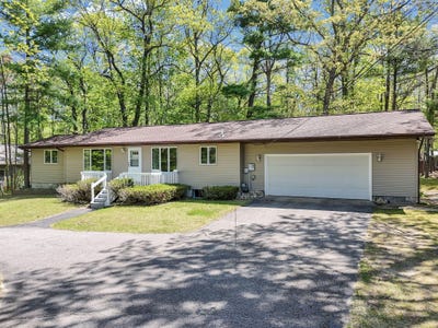 /international/us/6412-e-higgins-lake-drive-roscommon-mi-110108344523/