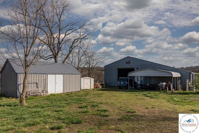 /international/us/24401-black-hawk-cole-camp-mo-110098429372/