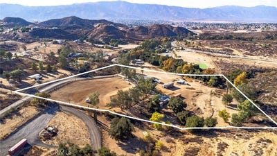 /international/us/23700-oak-circle-drive-wildomar-ca-110096500064/?lang=zh-cn