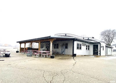 /international/us/920-n-niles-street-metamora-il-110096599263/