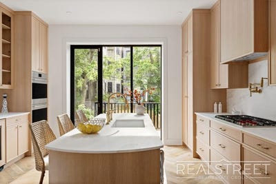 /international/us/80-rogers-ave-brooklyn-ny-110108609569/