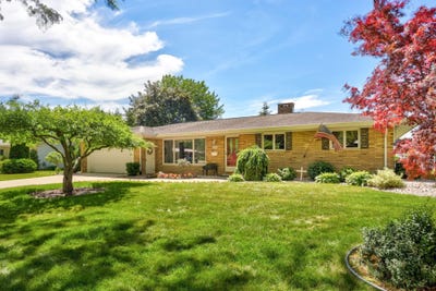 /international/us/629-eastgate-drive-frankenmuth-mi-110109109824/?lang=id