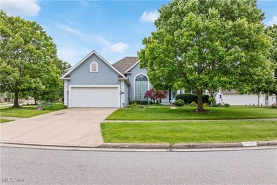 /international/us/4344-deer-creek-drive-wooster-oh-110099816102/