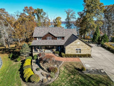 /international/us/2753-e-pedigo-bay-drive-bloomington-in-110120682471/