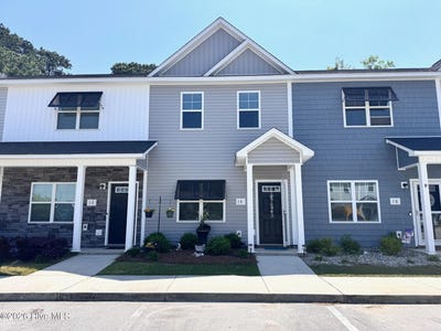 /international/us/14-catalina-circle-swansboro-nc-110107340703/