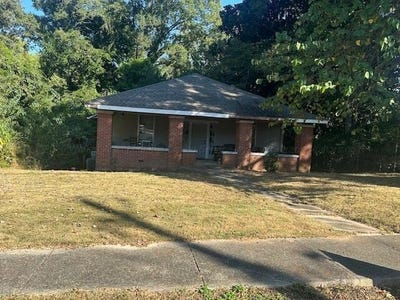 /international/us/2401-9th-ave-haleyville-al-110120488949/