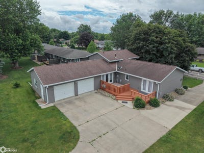 /international/us/1509-cantebury-circle-grundy-center-ia-110108074363/