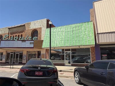 /international/us/415-s-main-street-hobart-ok-110108567992/