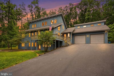 /international/us/17-maplewood-road-berwick-pa-110109138275/