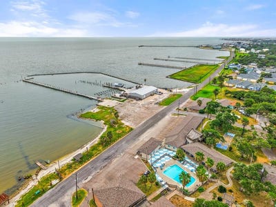 /international/us/919-n-fulton-beach-rd-fulton-tx-110109411029/
