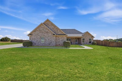 /international/us/1001-johnson-trail-bells-tx-110119991966/