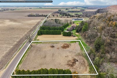 /international/us/lots-9-10-old-bluff-trail-prairie-du-sac-wi-110107334660/