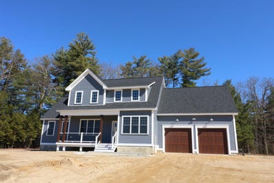 /international/us/8-stone-creek-drive-brentwood-nh-110107055065/