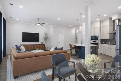 /international/us/8018-houser-street-cornelius-nc-110103550072/