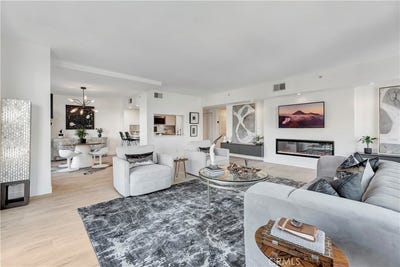 /international/us/850-e-ocean-boulevard-e-long-beach-ca-110098958520/