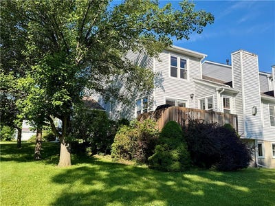 /international/us/391-teton-court-ithaca-ny-110108845139/