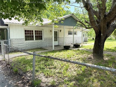 /international/us/12027-chap-road-wv-110108220780/