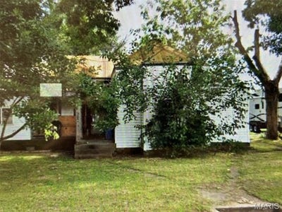 /international/us/209-s-spring-street-perryville-mo-110108168429/