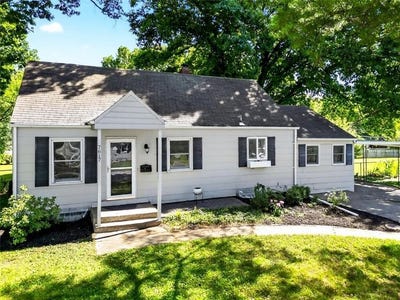 /international/us/7617-w-63rd-terrace-overland-park-ks-110100807403/