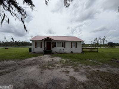 /international/us/4090-ezelle-road-valdosta-ga-110108361904/