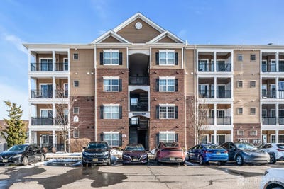 /international/us/731-strassle-way-south-plainfield-nj-110108089827/