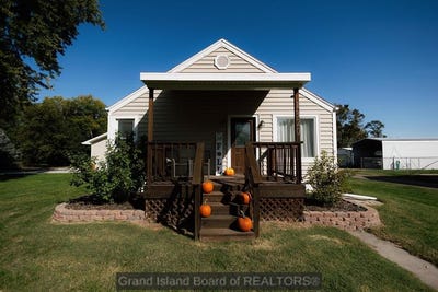 /international/us/1320-paul-street-st-paul-ne-110120517017/