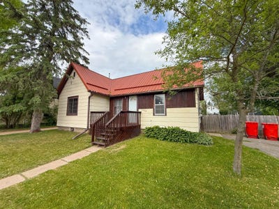 /international/us/1325-edison-st-antigo-wi-110108638556/