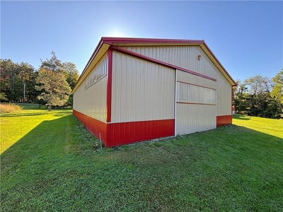 /international/us/4577-cory-corners-6-acres-barn-only-road-marion-ny-110119964287/