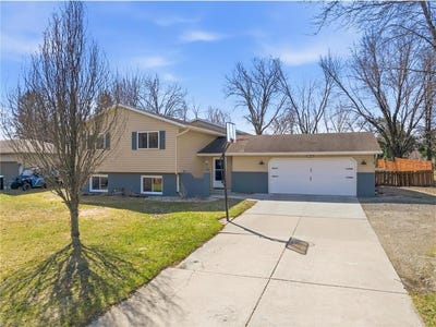 /international/us/1108-4th-street-nw-byron-mn-110108235490/