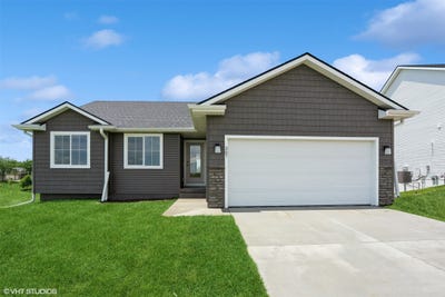 /international/us/307-n-19th-street-indianola-ia-110098937000/