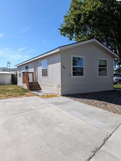/international/us/48-nuclear-lane-richland-wa-110109164518/
