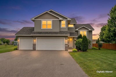 /international/us/814-brady-lane-new-richmond-wi-110108849977/