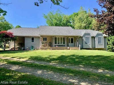 /international/us/6075-mayville-road-koylton-twp-mi-110108741722/