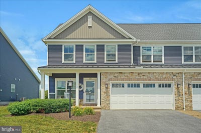 /international/us/121-aeropointe-lane-state-college-pa-110108934412/