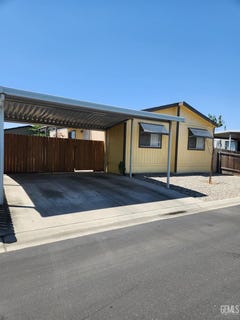/international/us/14035-rosedale-highway-bakersfield-ca-110100657375/