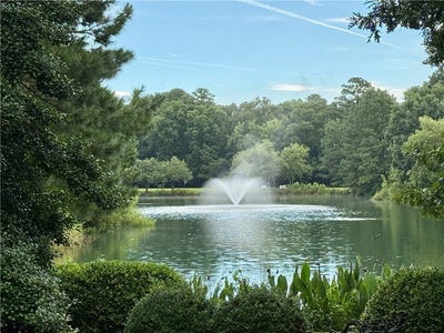 /international/us/3005-kitchums-close-williamsburg-va-110098788148/?lang=zh-cn