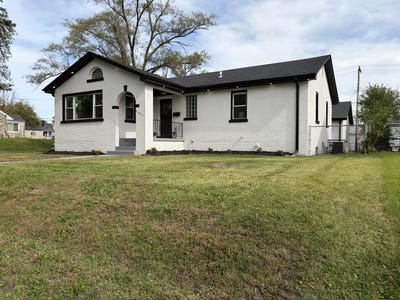 /international/us/4401-washington-street-gary-in-110120487105/