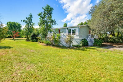 /international/us/1866-sea-island-parkway-saint-helena-island-sc-110109988884/