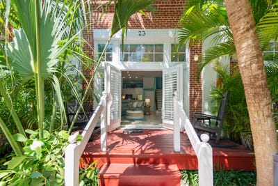 /international/us/101-front-street-key-west-fl-110107391440/